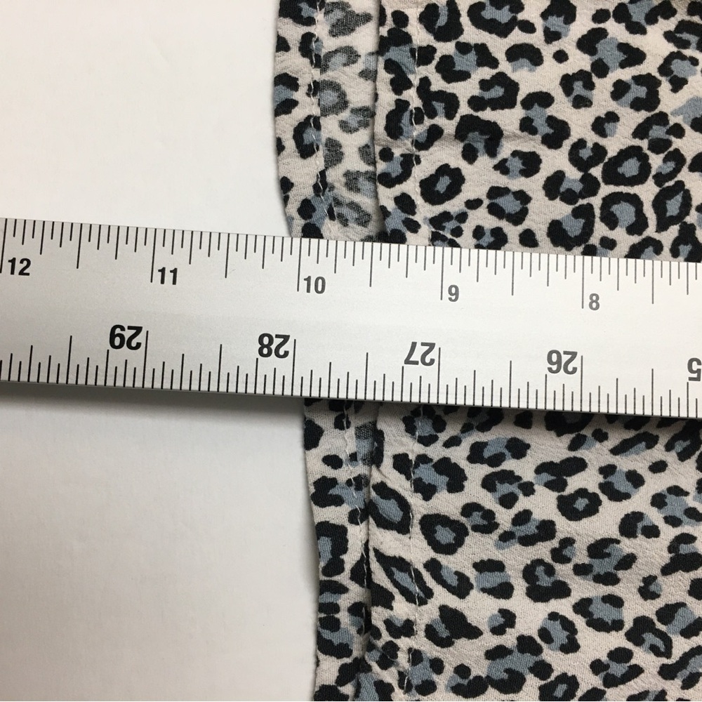 Brandy Melville Midi Skirt Size 2 Made in Italy Animal Cheetah Print - Picture 6 of 6